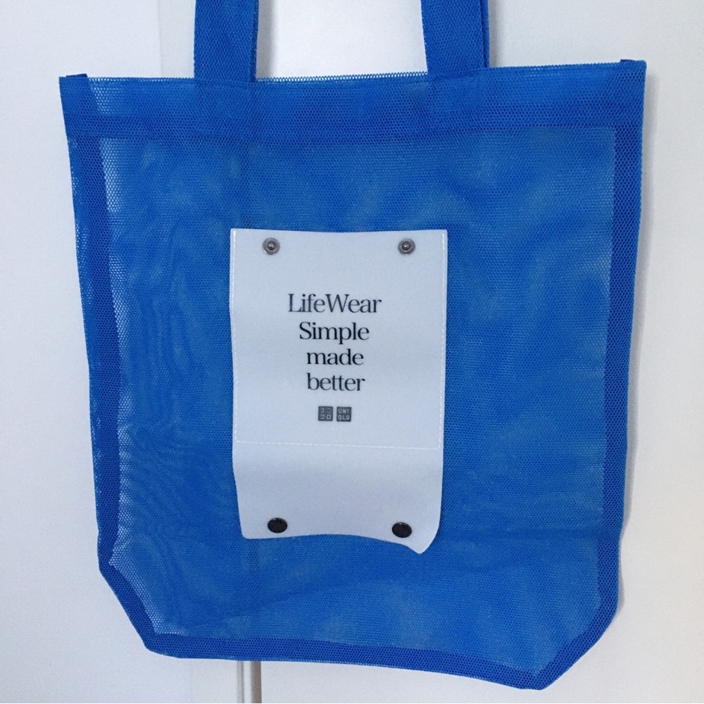 Uniqlo LifeWear Simple made better blue mesh tote bag